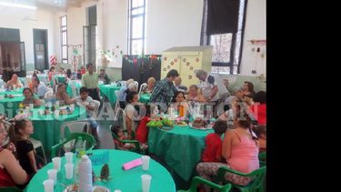Se realizó un festejo en la Sala de Rehabilitación del Hospital. (LA OPINION)