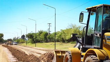 El intendente Javier Martínez aseguró que el asfalto estará finalizado en un plazo de 30 días.