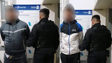 Aprehendidos con cocaína y marihuana en Pergamino tras un operativo de la Policía motorizada en avenida Colón y Pueyrredón. Aprehendidos con cocaína y marihuana en Pergamino tras un operativo de la Policía motorizada en avenida Colón y Pueyrredón.