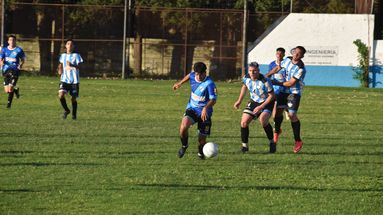 Este viernes se pondrá en marcha el Torneo Apertura. La jornada se abrirá con el duelo que protagonizarán Conesa y Belgrano a las 20:00, realizándose la inauguración del campeonato que lleva el nombre de “Jorge Piaggio”. Este viernes se pondrá en marcha el Torneo Apertura. La jornada se abrirá con el duelo que protagonizarán Conesa y Belgrano a las 20:00, realizándose la inauguración del campeonato que lleva el nombre de “Jorge Piaggio”.
