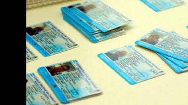 Con este sistema en funcionamiento en un día los pergaminenses podrán tener el registro en su poder. (LA OPINION)
