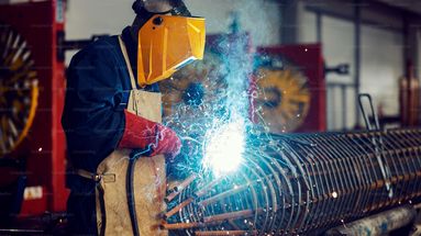 La metalurgia, pese a estas dificultades, mantiene su condición de columna vertebral del entramado productivo argentino.