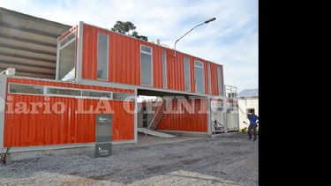 La parte edificada consta de dos aulas, un salón de usos múltiples, un Laboratorio de Investigación de Zoología Aplicada y un galpón de 150 metros. (LA OPINION)