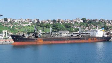 El Consorcio de Gestión del Puerto de San Pedro confirmó el arribo del buque Marcos Dias, una embarcación de gran porte que operará en los muelles locales para completar un importante cargamento de granos con destino al mercado regional. El Consorcio de Gestión del Puerto de San Pedro confirmó el arribo del buque Marcos Dias, una embarcación de gran porte que operará en los muelles locales para completar un importante cargamento de granos con destino al mercado regional.