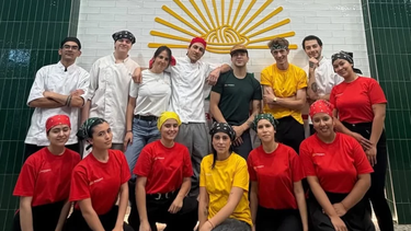 Luego de cumplir el sueño de ser cantante, el artista optó por seguir otra meta y abrió el restaurant en el barrio de Palermo. Luego de cumplir el sueño de ser cantante, el artista optó por seguir otra meta y abrió el restaurant en el barrio de Palermo.