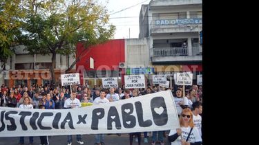 Se realizó una marcha por Juan Pablo Baccinelli en la Clínica Pergamino