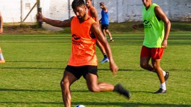 El Rojinegro iniciará en Rosario la etapa de amistosos de cara a un torneo en el que buscará llegar lejos. El Rojinegro iniciará en Rosario la etapa de amistosos de cara a un torneo en el que buscará llegar lejos.