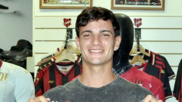 Simón Fiorito firmó su contrato y es la nueva incorporación de Douglas Haig en este mercado de pases del Federal A 2026. Simón Fiorito firmó su contrato y es la nueva incorporación de Douglas Haig en este mercado de pases del Federal A 2026.