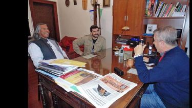 Félix Díaz, Néstor Elías y Omar Pacini en el encuentro mantenido en el Palacio Municipal. (PRENSA GOBIERNO DE PERGAMINO)