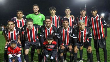 Racing sumó tres puntos en casa tras vencer por goleada a Argentino de Rojas