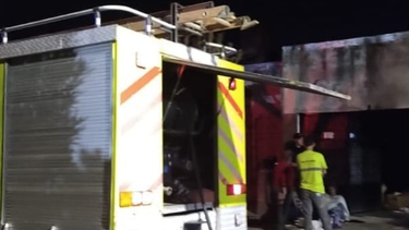 Una mujer resultó con heridas de gravedad tras un incendio en una vivienda en San Nicolás. Una mujer resultó con heridas de gravedad tras un incendio en una vivienda en San Nicolás.