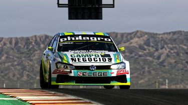 Alfonso Domenech revirtió la exclusión en clasificación y remontó hasta el puesto 11 en la final. Alfonso Domenech revirtió la exclusión en clasificación y remontó hasta el puesto 11 en la final.