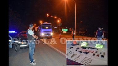 Operativos cerrojos en rutas y accesos a la ciudad con la presencia de fuerzas federales