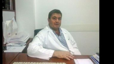 Federico Ramella estuvo a cargo de la intervención en la Clínica Pergamino. (LA OPINION)