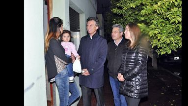Mauricio Macri estuvo en todo momento junto a María Eugenia Vidal y su referente local Javier Martínez. (PRENSA PRO)