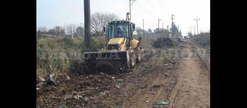 Muchos recursos se necesitan para poner en condiciones aquellos lugares de la ciudad que se convierten en basurales a cielo abierto. (LA OPINION)