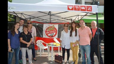 En la Peatonal se habló con los vecinos sobre celiaquía. (LA OPINION)