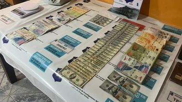 La mayor cantidad de dinero la tenía el padre del convicto señalado como el encargado manejar las cuentas de la organización criminal.