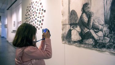 El pasado sábado 7, quedó inaugurada en ArteMás la muestra de artistas regionales titulada “Ese espacio entre nosotrxs”. El pasado sábado 7, quedó inaugurada en ArteMás la muestra de artistas regionales titulada “Ese espacio entre nosotrxs”.