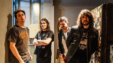 Marcos Salazar (bajista, compositor y productor) estará acompañado por Chaco Rampini (teclados), Nico Messina (guitarra) y Ger Cañete (batería).