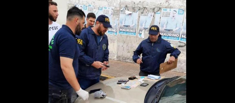 La Brigada de Investigaciones de la Policía Federal Argentina secuestró una importante cantidad de droga de diseño destinada a fiestas electrónicas. (DIARIO EL NORTE)