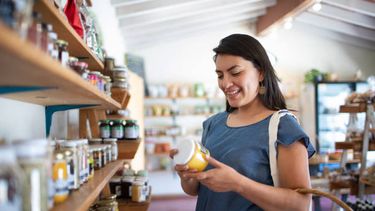 Basándose en los conocimientos de más de 29.000 viajeros de 33 países y territorios, Booking.com está utilizando esta investigación para descubrir las tendencias clave que definen el 2026. Basándose en los conocimientos de más de 29.000 viajeros de 33 países y territorios, Booking.com está utilizando esta investigación para descubrir las tendencias clave que definen el 2026.