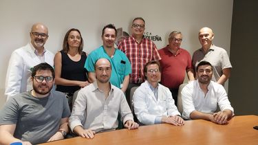 El Staff de Ortopedia y Traumatología de la Clínica La Pequeña Familia de la vecina localidad de Junín.