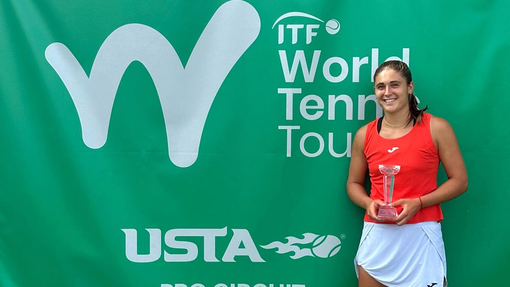 Con el trofeo de subcampeona: Julia Riera volvió a cerrar una gran semana en Estados Unidos. Con el trofeo de subcampeona: Julia Riera volvió a cerrar una gran semana en Estados Unidos.