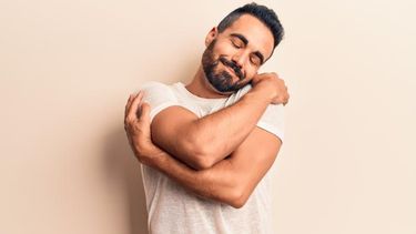 La celebración del 13 de febrero surgió de manera espontánea, principalmente en redes sociales, para equilibrar la atención que recibe el amor romántico tradicional. La celebración del 13 de febrero surgió de manera espontánea, principalmente en redes sociales, para equilibrar la atención que recibe el amor romántico tradicional.