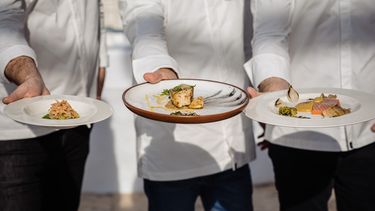 Esta edición del Prix Baron B Edition Cuisine volvió a confirmar el enorme potencial que tiene la gastronomía argentina cuando se conecta con el territorio, la sostenibilidad y la creatividad. Esta edición del Prix Baron B Edition Cuisine volvió a confirmar el enorme potencial que tiene la gastronomía argentina cuando se conecta con el territorio, la sostenibilidad y la creatividad.