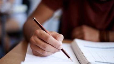 El Puerto de San Nicolás informa a la comunidad que se encuentra abierta la inscripción a los cursos gratuitos de Inglés y Portugués orientados al ámbito naval, una propuesta de formación destinada a fortalecer las capacidades personales y profesionales tanto de las y los trabajadores portuarios, como de todos los nicoleños y nicoleñas que deseen concurrir. El Puerto de San Nicolás informa a la comunidad que se encuentra abierta la inscripción a los cursos gratuitos de Inglés y Portugués orientados al ámbito naval, una propuesta de formación destinada a fortalecer las capacidades personales y profesionales tanto de las y los trabajadores portuarios, como de todos los nicoleños y nicoleñas que deseen concurrir.