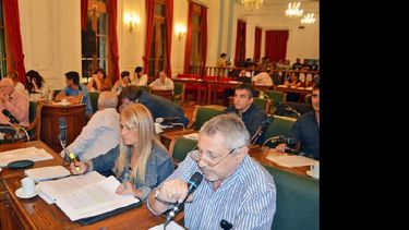 Debatida sesión del Concejo por  el cierre del comedor de Urquiza