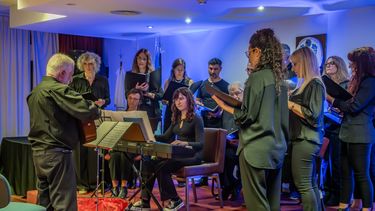 Nuevo espectáculo de Proyecto Coral Pergamino en un ámbito diferente: El Yerta Club Cultural. Nuevo espectáculo de Proyecto Coral Pergamino en un ámbito diferente: El Yerta Club Cultural.