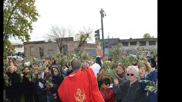 En todos los templos se realizará hoy la bendición de los olivos. (ARCHIVO LA OPINION)