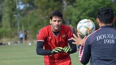 Facundo Perrone valoró el arranque del equipo y el acompañamiento del hincha fogonero.