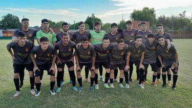 Belgrano visitará hoy desde las 21.00 a Agricultores de Gobernador Castro por la zona 2 del torneo de la Federación Norte de la provincia de Buenos Aires. Belgrano visitará hoy desde las 21.00 a Agricultores de Gobernador Castro por la zona 2 del torneo de la Federación Norte de la provincia de Buenos Aires.