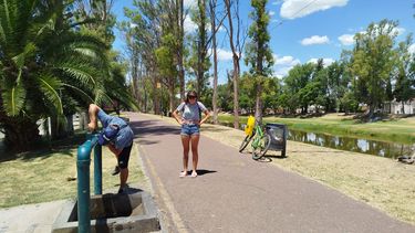 Con temperaturas altas, la prevención y el cuidado cotidiano se vuelven aliados indispensables para atravesar el calor sin poner en riesgo la salud.