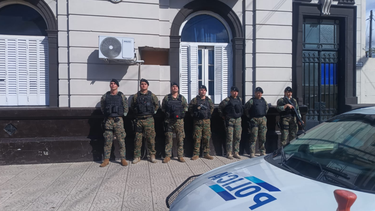 Se iniciaron gestiones ante el Ministerio de Seguridad de la provincia de Buenos Aires con el objetivo de lograr el desembarco de un destacamento permanente de la Unidad Táctica de Operaciones Inmediatas (UTOI) en el distrito. Se iniciaron gestiones ante el Ministerio de Seguridad de la provincia de Buenos Aires con el objetivo de lograr el desembarco de un destacamento permanente de la Unidad Táctica de Operaciones Inmediatas (UTOI) en el distrito.