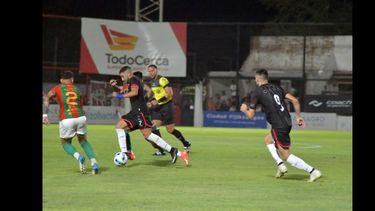 Douglas Haig irá por su tercera victoria en el campeonato. Douglas Haig irá por su tercera victoria en el campeonato.