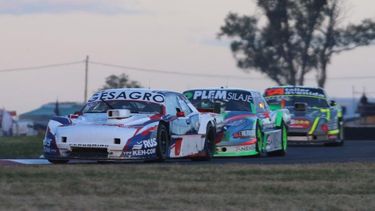 José Rasuk ya piensa en la próxima fecha, que se disputará en el autódromo de Rafaela. José Rasuk ya piensa en la próxima fecha, que se disputará en el autódromo de Rafaela.