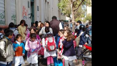 El Gobierno provincial y los gremios docentes volverán a reunirse. (ARCHIVO LA OPINION)