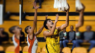 Comunicaciones es uno de los dos líderes del Apertura y el miércoles viajará a Rojas. Comunicaciones es uno de los dos líderes del Apertura y el miércoles viajará a Rojas.