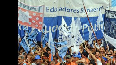 Los gremios y el Gobierno prometen una discusión muy dura para la próxima semana. (FEB)