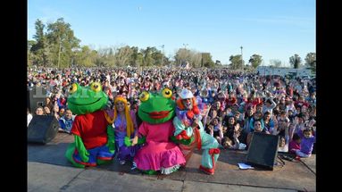 Con una masiva convocatoria, los niños de nuestra ciudad celebraron su día