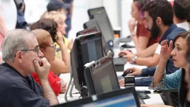 Se oficializó a través de un decreto publicado en el Boletín Oficial y servirá de refuerzo a los haberes que Anses pagará en septiembre a jubilados y pensionados.