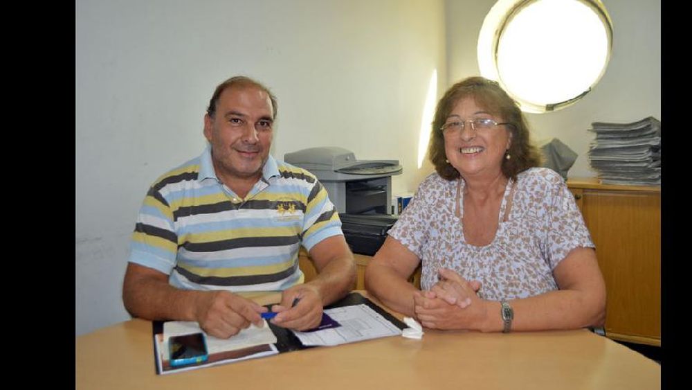 Oscar Severo y Mirta Genoud de la Cámara de Madereros. (LA OPINION)