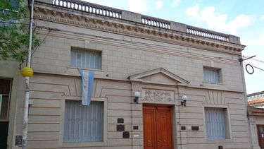 La Biblioteca Popular Rafael Obligado de San Pedro llevará adelante este fin de semana una jornada de suelta de libros con el objetivo de optimizar su espacio físico y garantizar una mejor conservación de su colección principal. La Biblioteca Popular Rafael Obligado de San Pedro llevará adelante este fin de semana una jornada de suelta de libros con el objetivo de optimizar su espacio físico y garantizar una mejor conservación de su colección principal.