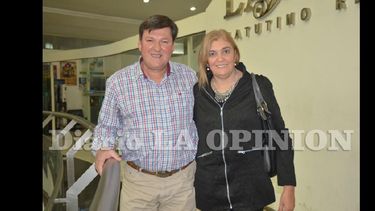 Ismael y Silvia Martínez, pastores de Extendiendo el Reino. (LA OPINION)