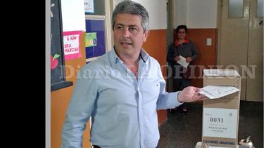 VOTAN LOS CANDIDATOS