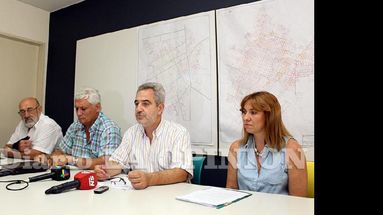 Miguel Belardo, Guillermo Illia, José Salauati y Claudia Silva presentaron los ejes para este año. (LA OPINION)